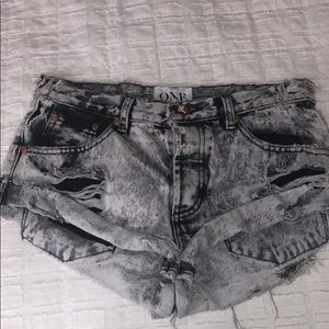One teaspoon shorts